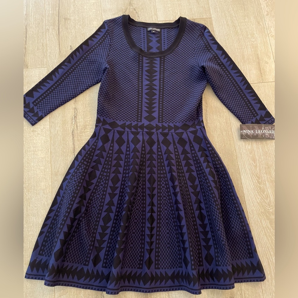 Nina Leonard Knit Fit & Flare Sweater Dress Black and Blue Geo Print Size M NWT